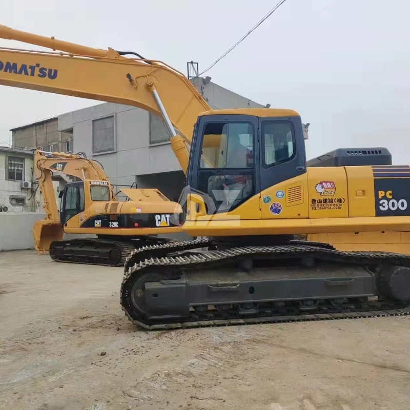 Good Quality Used Excavators komatsu Pc300-7 Japan Brand Second Hand Crawler Excavator 30ton Large Machine Cheap Price for Sale