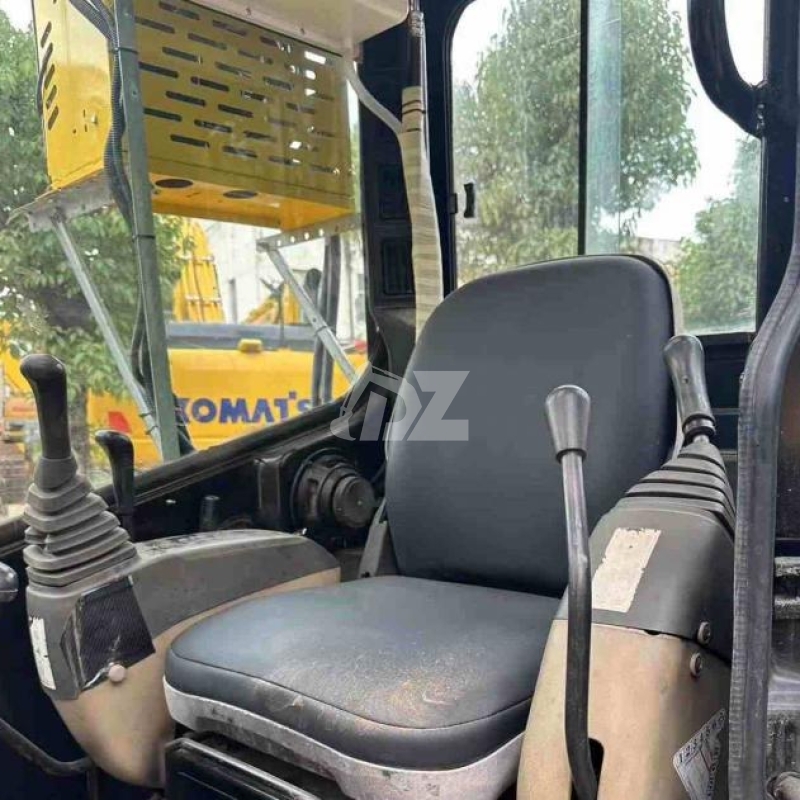 3150KG Caterpillar 303 Mini Used Excavator Second Hand Micro Digger