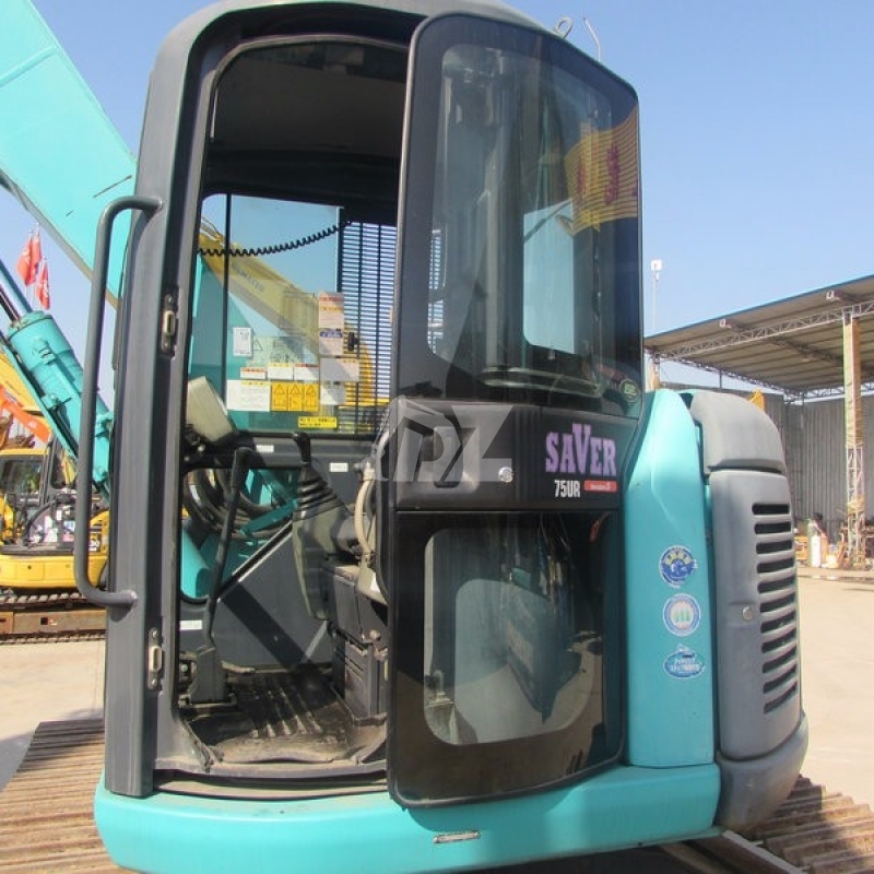 used digger excavator Kobelco SK75 secondhand 7.5ton excavator for sale