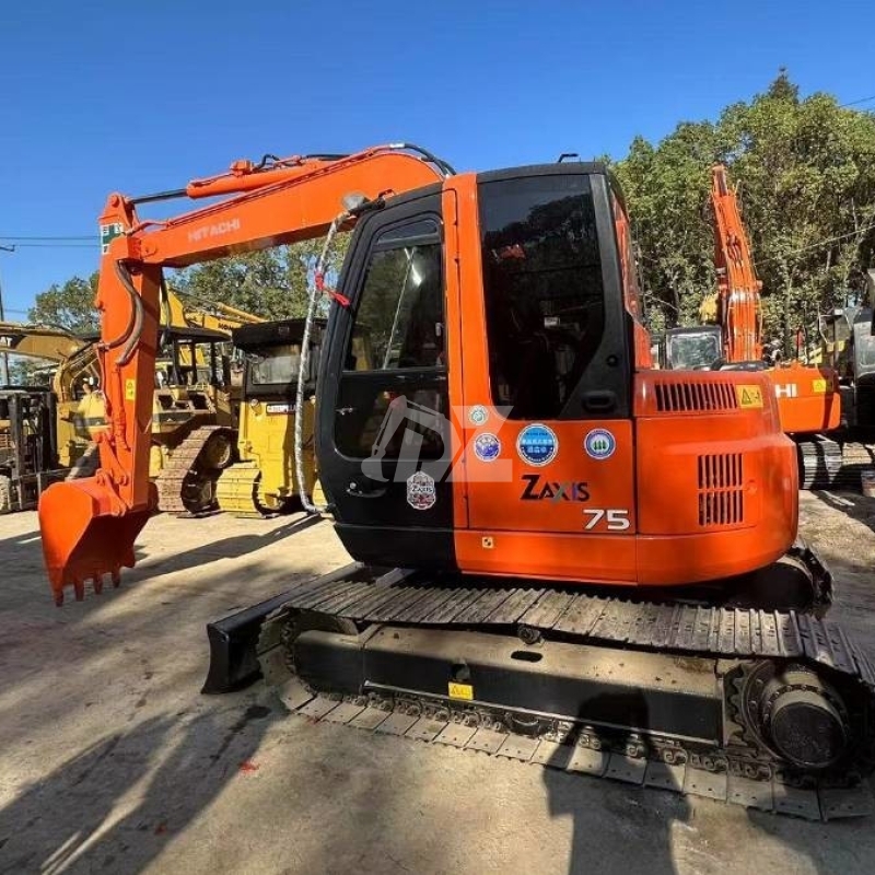 7 Tons ZX75US Used Hitachi Excavator Second Hand Mini Digger