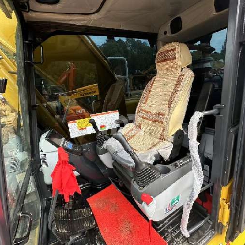 22Ton Used Crawler Excavator Komatsu PC220-8 Secondhand Construction Machinery