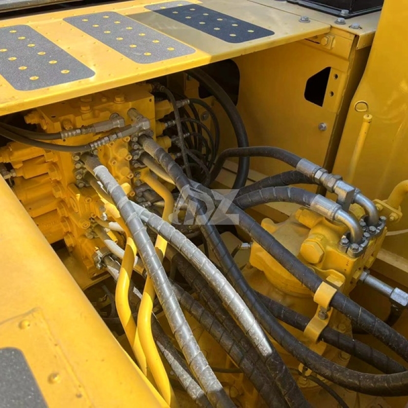 PC220-8 Used Komatsu Excavator 2022 Year Nearly New