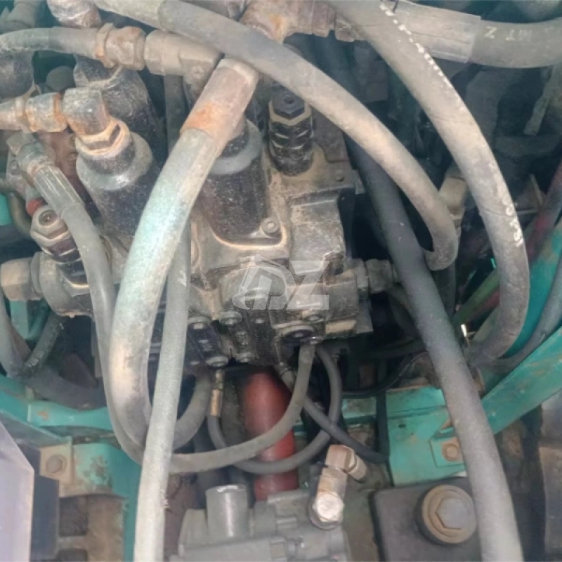 Second Hand Construction Equipment SK135 Hot Sell Used Well Maintained Low Prices Excavator Kobelco Sk135