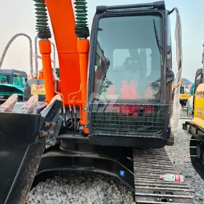 Used Hitachi Excavators Hitachi ZX130 Excavator Hitachi Crawler Excavator