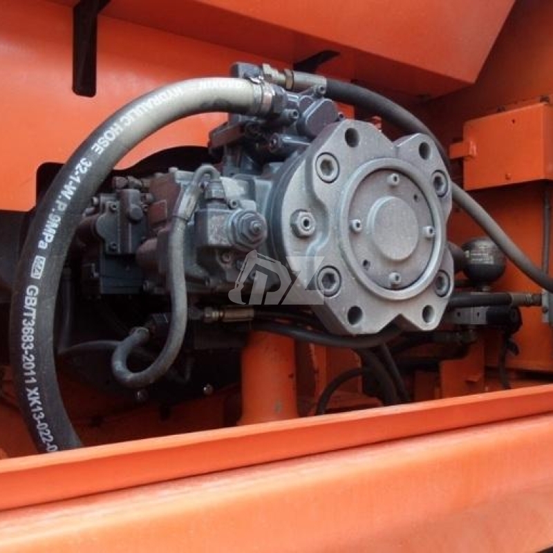 1900KW Doosan DX225LC Used Large Excavators Construction Digging Machine