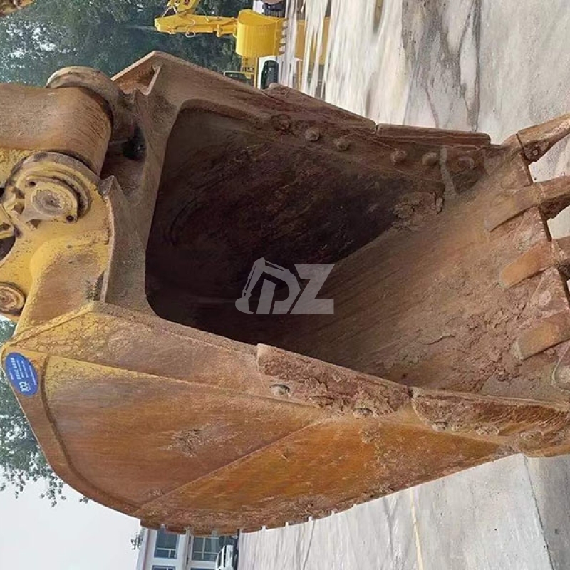 Used Excavator Komatsu PC500-10 Heavy Equipment Construction Machinery ORIGINAL Color Japan Year 2021 High Performance