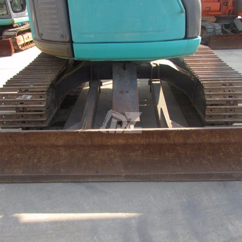 used digger excavator Kobelco SK75 secondhand 7.5ton excavator for sale