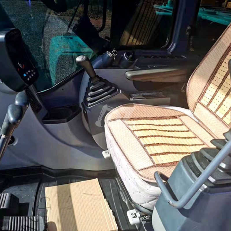 25Ton SK260D Used Kobelco Excavator Earth Moving Equipment