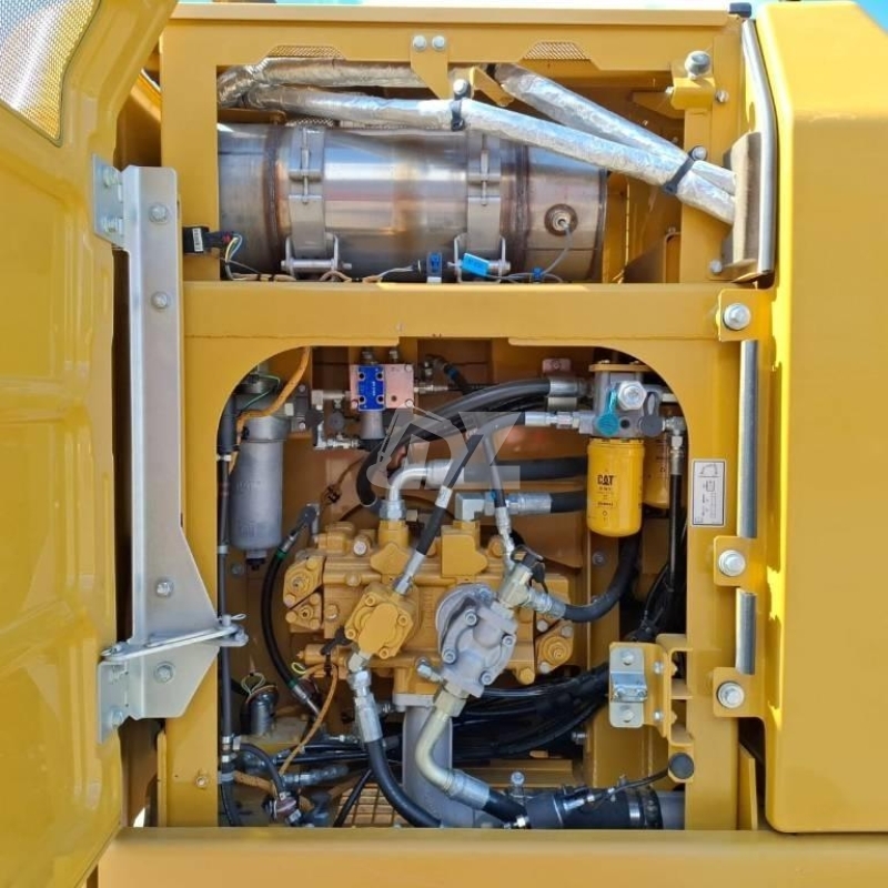 High Quality Low in Price CAT 318D 318E 318FL Mini Working Used Original JAPAN Excavator