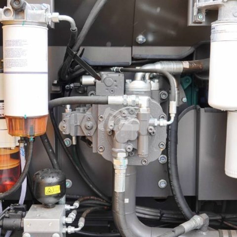 Used Volvo EC200D Excavator Earth Moving Equipment High Performance