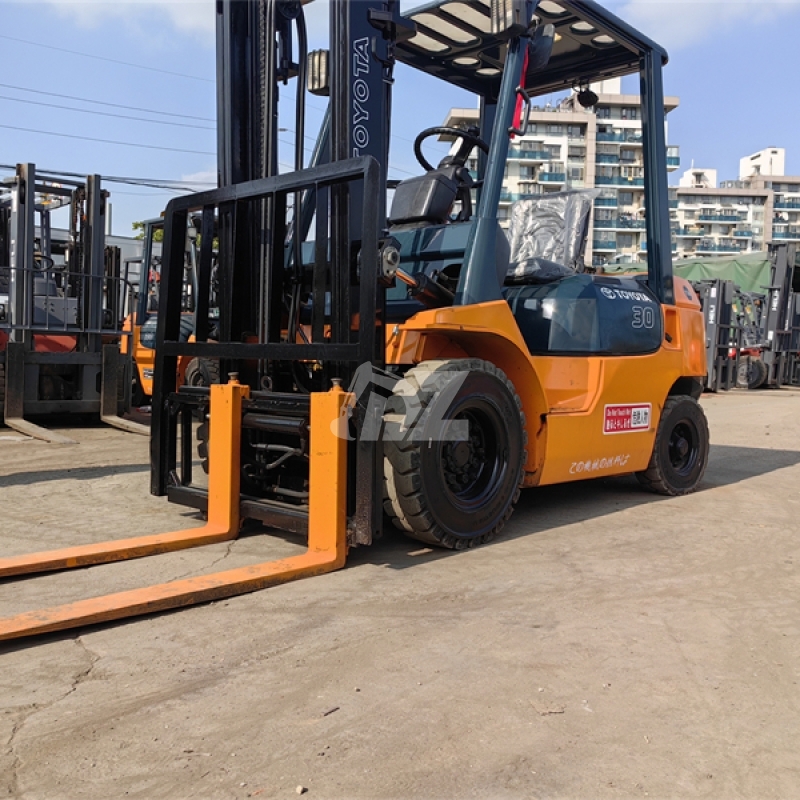 Used 3ton forklift toyota 7FD30