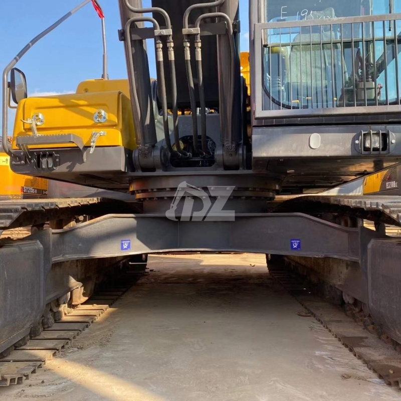 EC200D Used Volvo Excavator Earth Moving Equipment High Performance