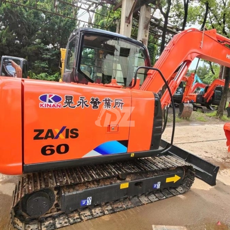 Used Compact Hydraulic Hitachi ZX60 Excavator 5850KG For Mining Construction 60