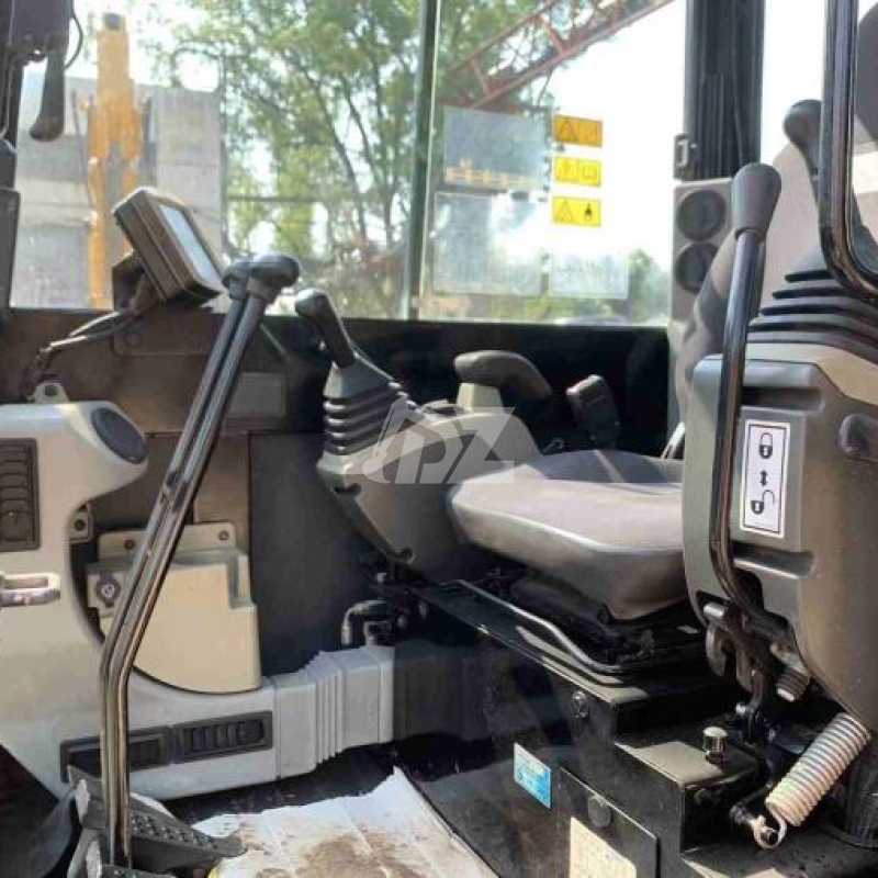 2021 Japanese Second Hand Diggers Used Cat 305.5E2 Excavator