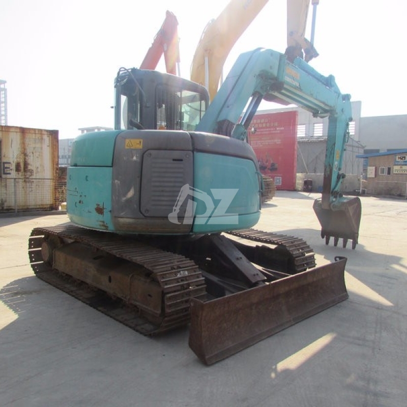 used digger excavator Kobelco SK75 secondhand 7.5ton excavator for sale