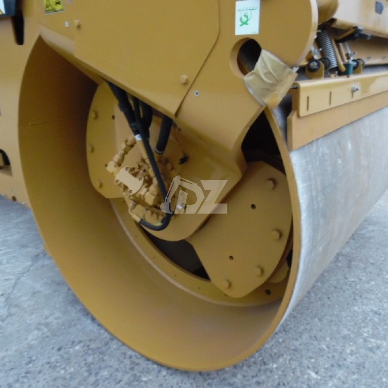 High Quality USED Original Road Roller CATERPILLAR CAT CB534D Spot Low Price Sale