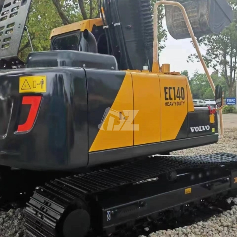 Used Digger on Sale Low Price Crawler Excavator Volvo EC140