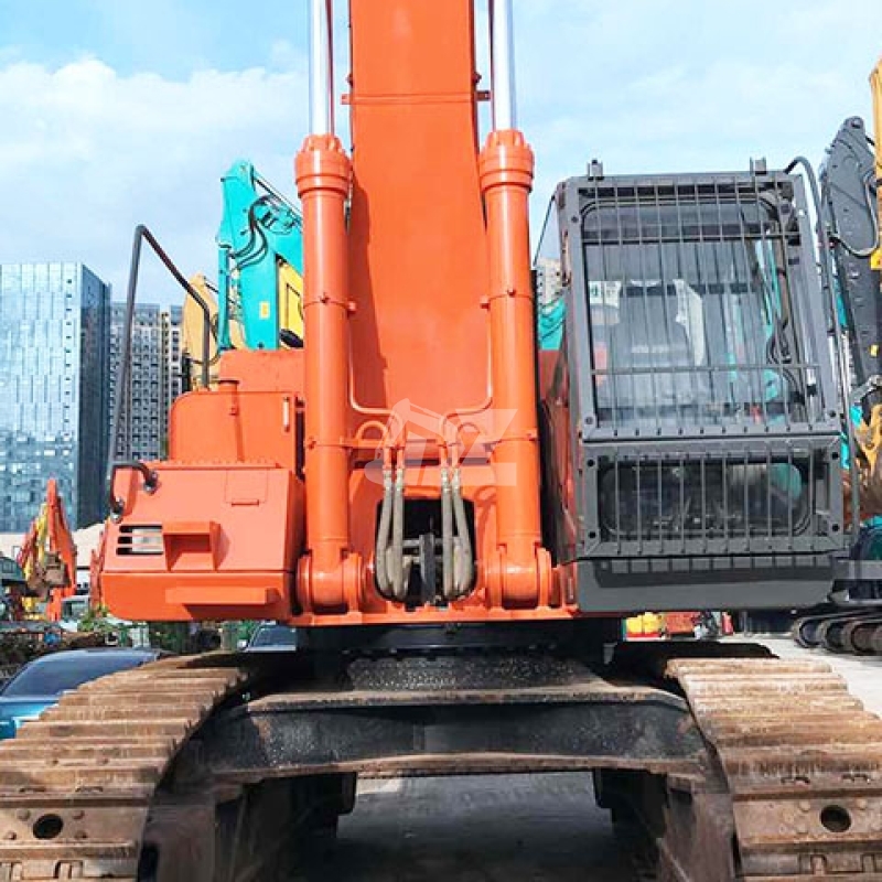 Japan Original Hitachi ZX520 Used Excavators Heavy Equipment ZX520 Vs Excavators Sell