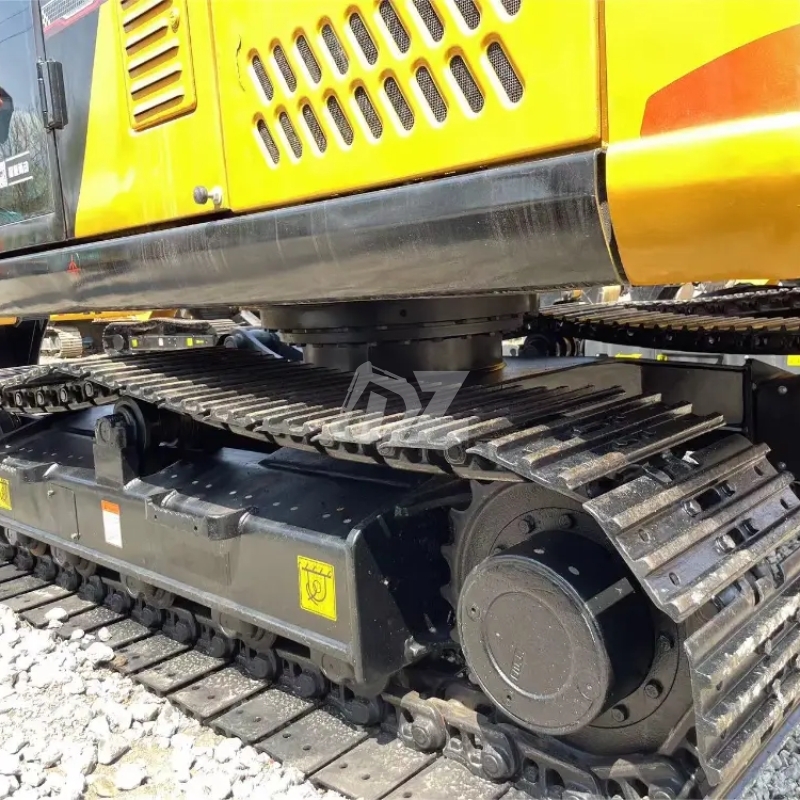 used China Second Hand Sany SY95 9.5ton Mini Excavator for Sale at a low price