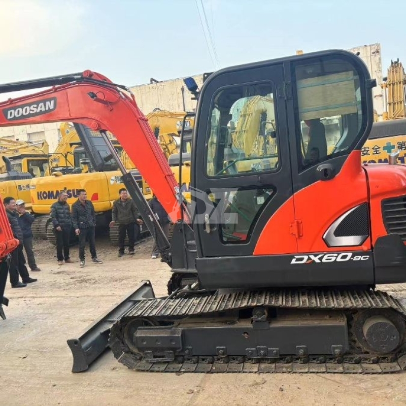 Hydraulic DX60 Doosan Micro Digger 2nd Hand Excavator Crawler 6 Ton