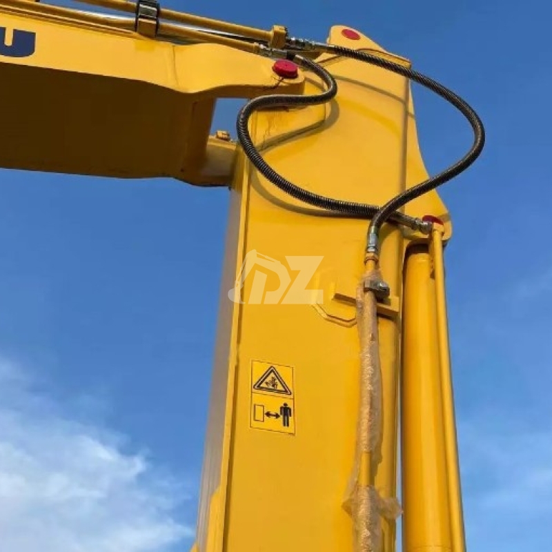 Komatsu PC128US Repossessed Earthmoving Equipment Industrial Digging Machines Used Excavators