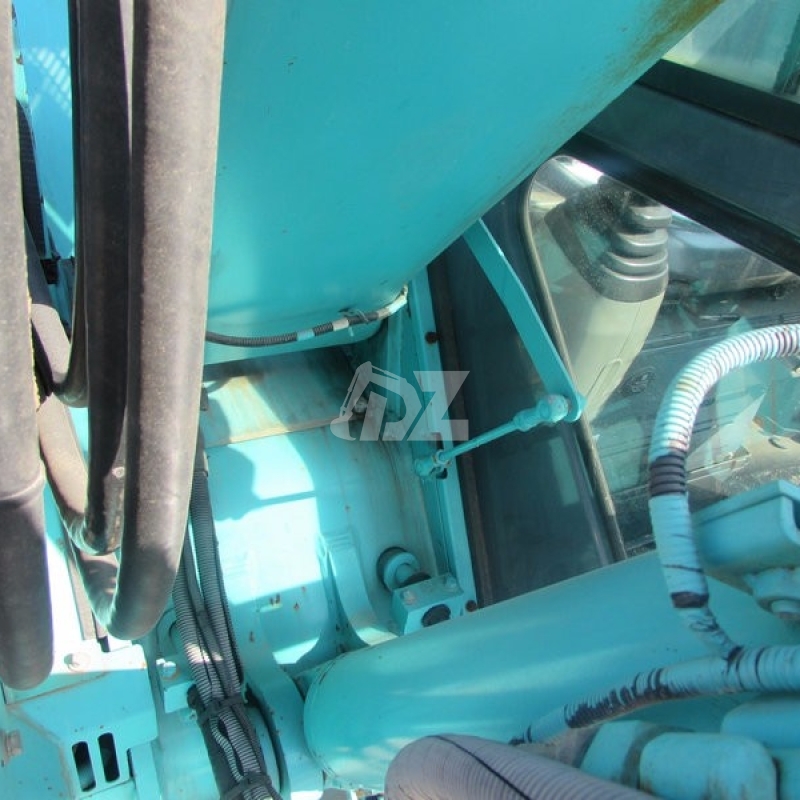 used digger excavator Kobelco SK75 secondhand 7.5ton excavator for sale