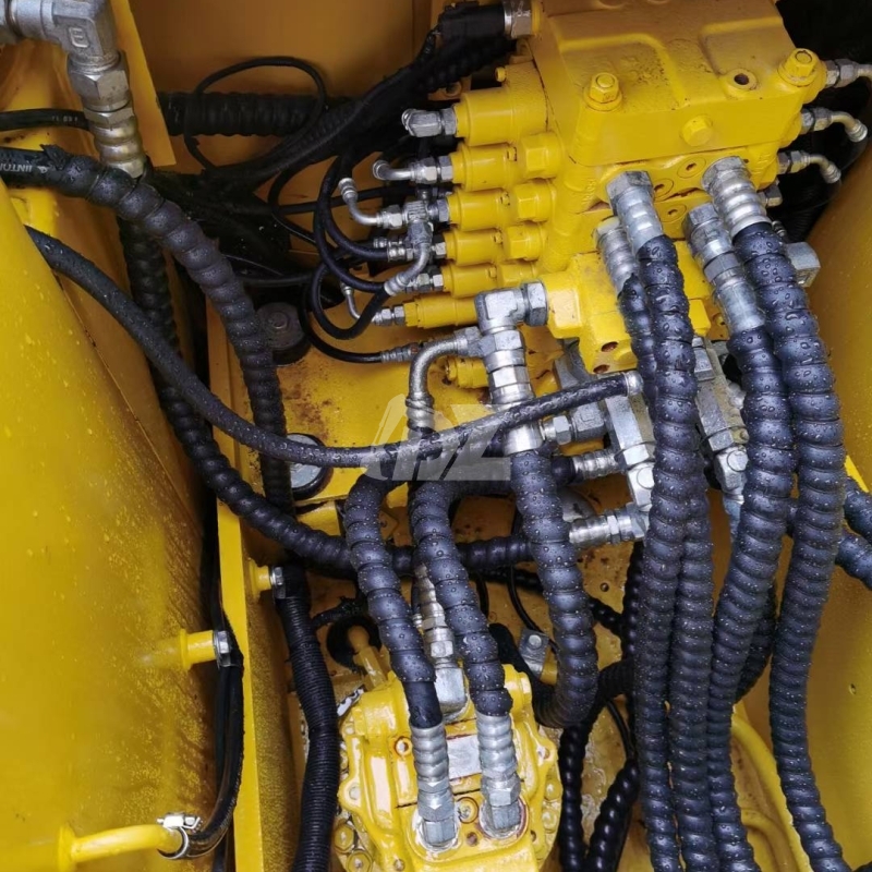 Hot Sale Mini excavator Komatsu PC110 Used Excavator 95 new Japan Original 11Ton komatsu Excavator