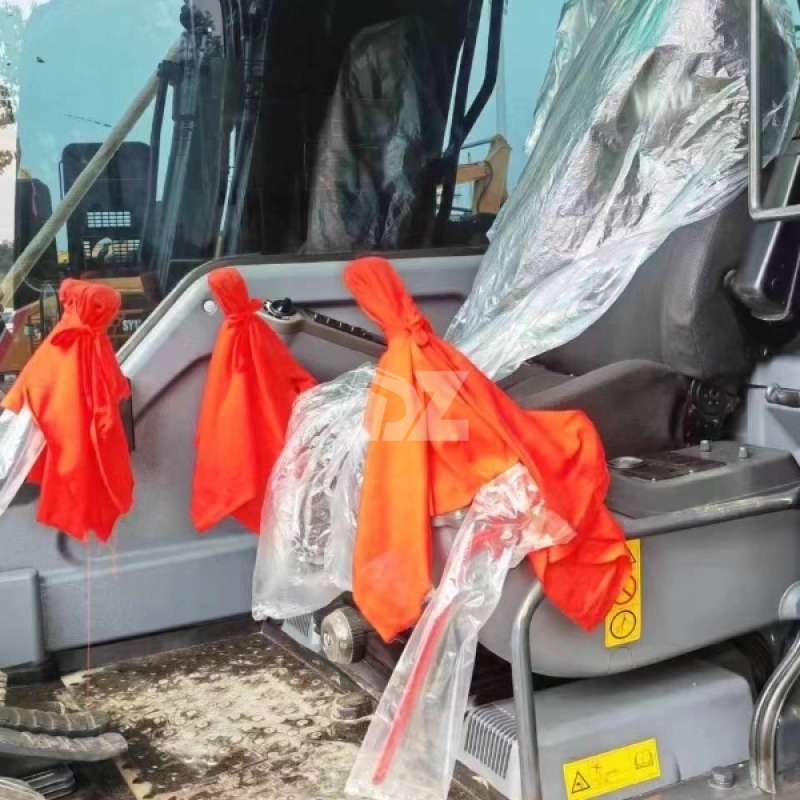 Used Digger on Sale Low Price Crawler Excavator Volvo EC140