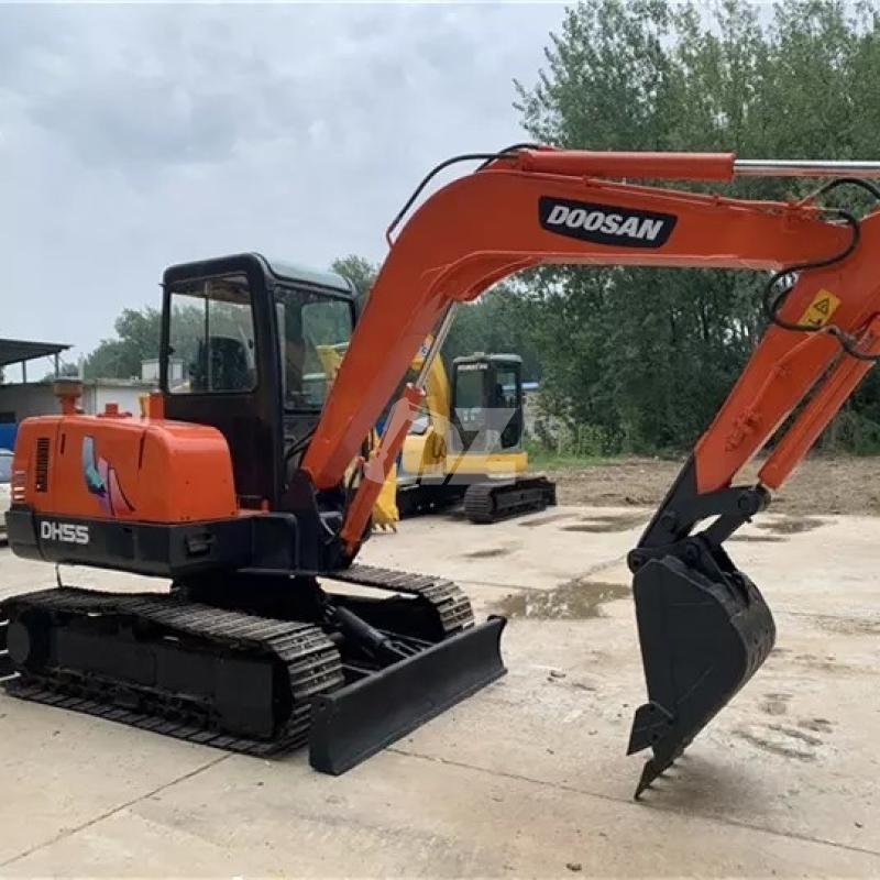 40.5KW Mini Used Excavator Doosan DH55 Second Hand Mini Digger