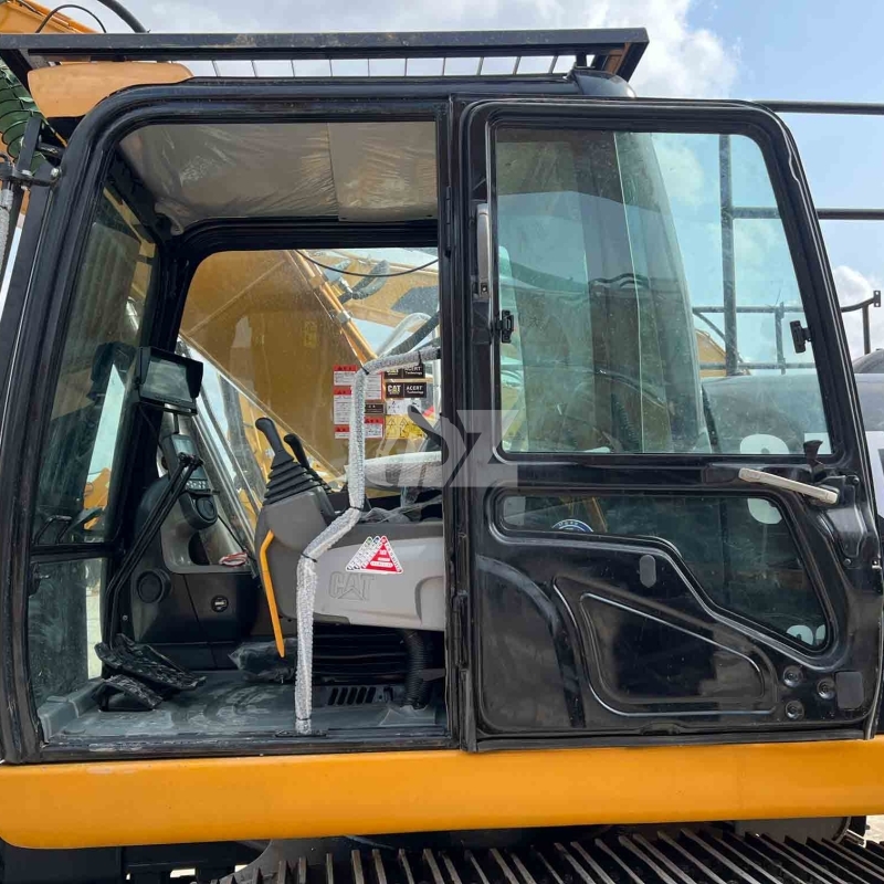 118KW Used Excavator Equipment Caterpillar 323D2 Hydraulic Crawler Excavators