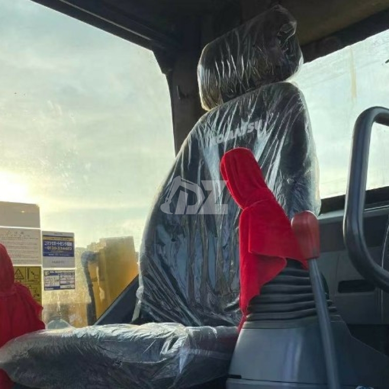 Komatsu PC128US Repossessed Earthmoving Equipment Industrial Digging Machines Used Excavators