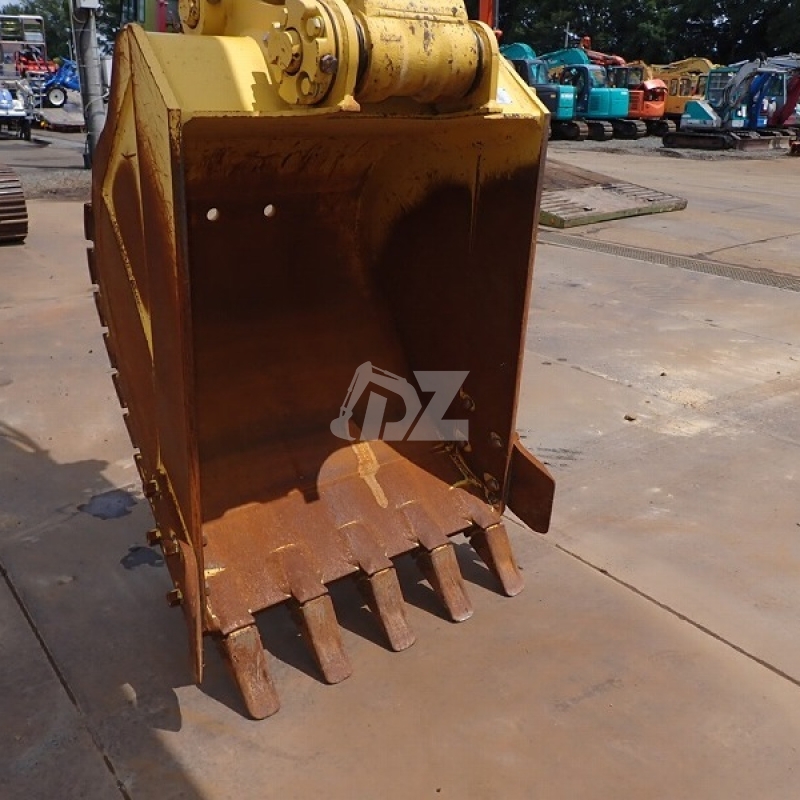 Used Komatsu PC200-11 Excavators  Original Low Price Crawler Hydraulic Excavator Machinery Japanese Condition Hot Sale