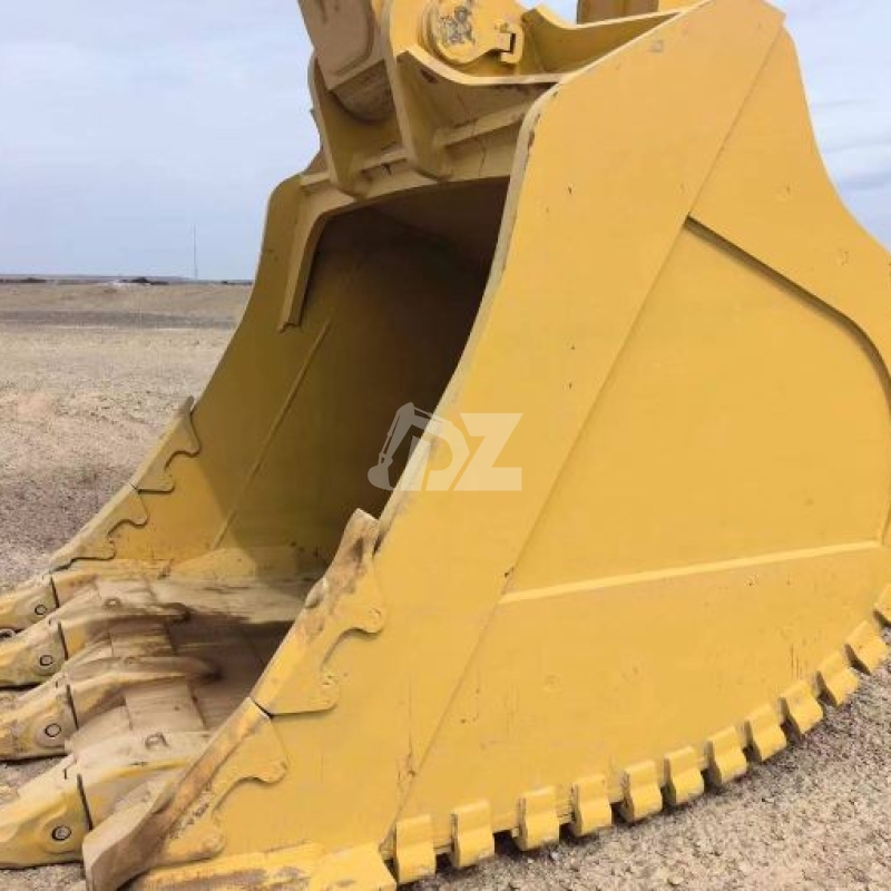 Hydraulic Used Komatsu Excavator PC1250 Crawler Large Digging Machine