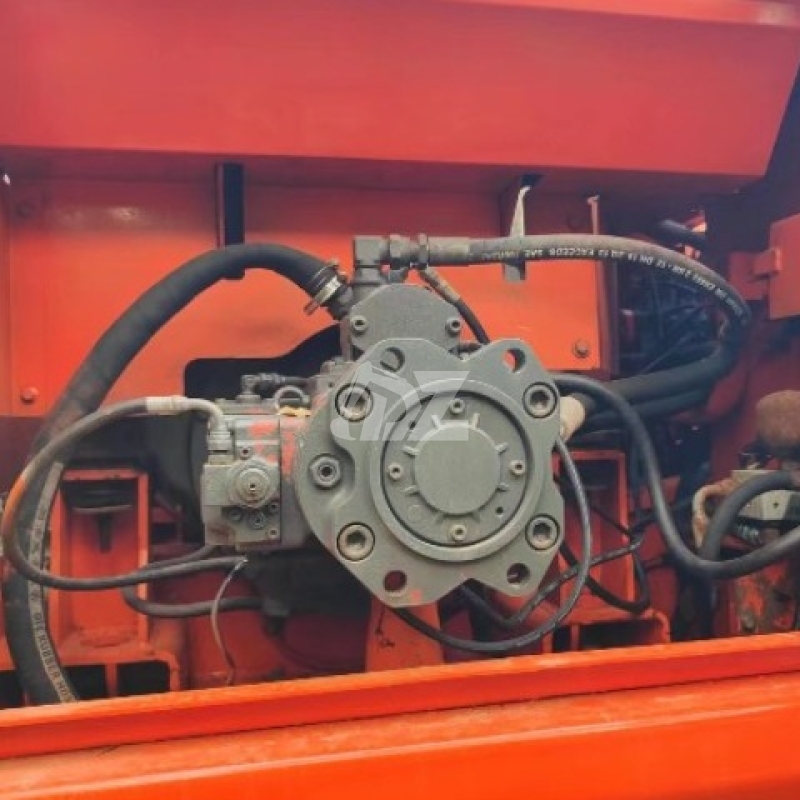 29T Doosan DH300LC Used Track Excavator Repossessed Road Digging Machine