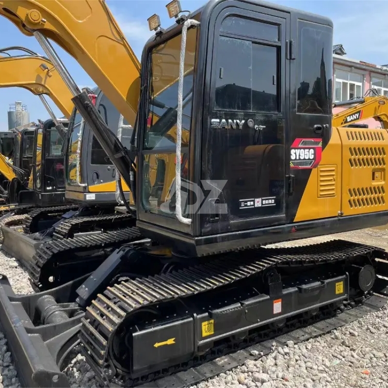 used China Second Hand Sany SY95 9.5ton Mini Excavator for Sale at a low price