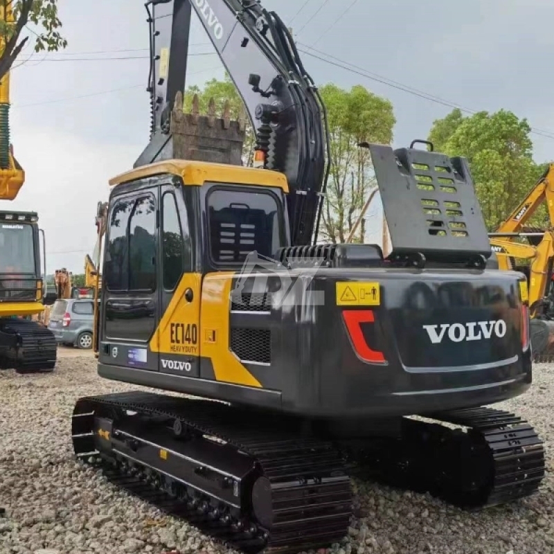 Used Digger on Sale Low Price Crawler Excavator Volvo EC140