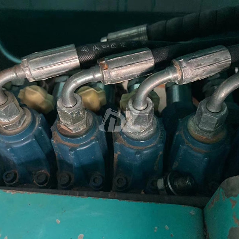 Used Excavators Sunward Swe80e Sale for Earth-moving High Quality Low Price