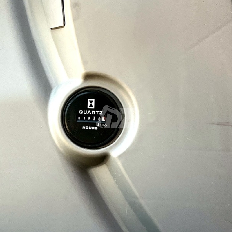 Good condition Used Excavator Kobelco SK200D for sale