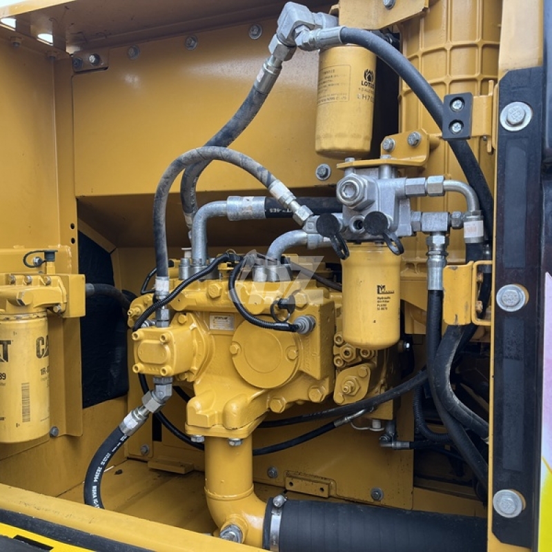 20 Ton Used CAT Excavator 320D Repossessed Earthmoving Equipment