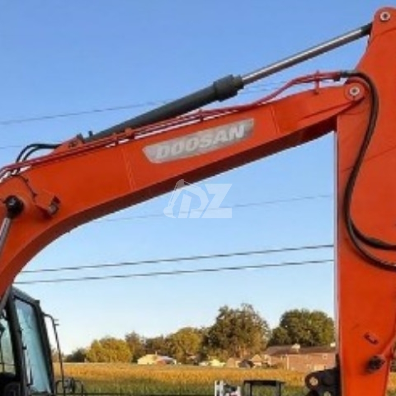 Used Doosan DX140LC Ground Digging Machine 2nd Hand Diggers Excavator