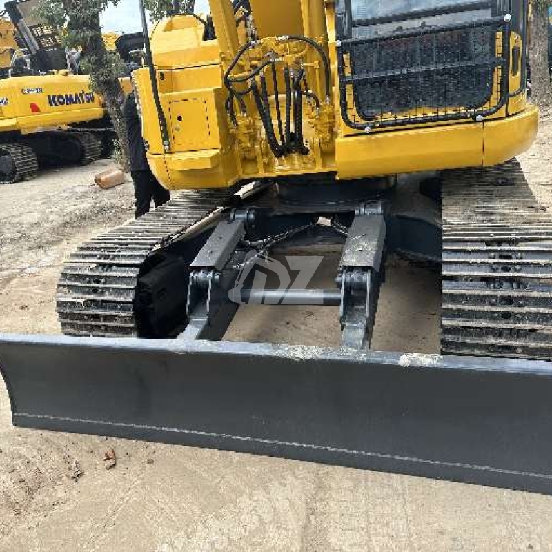 Japanese Used Komatsu Excavator PC128US Repossessed Mini Crawler