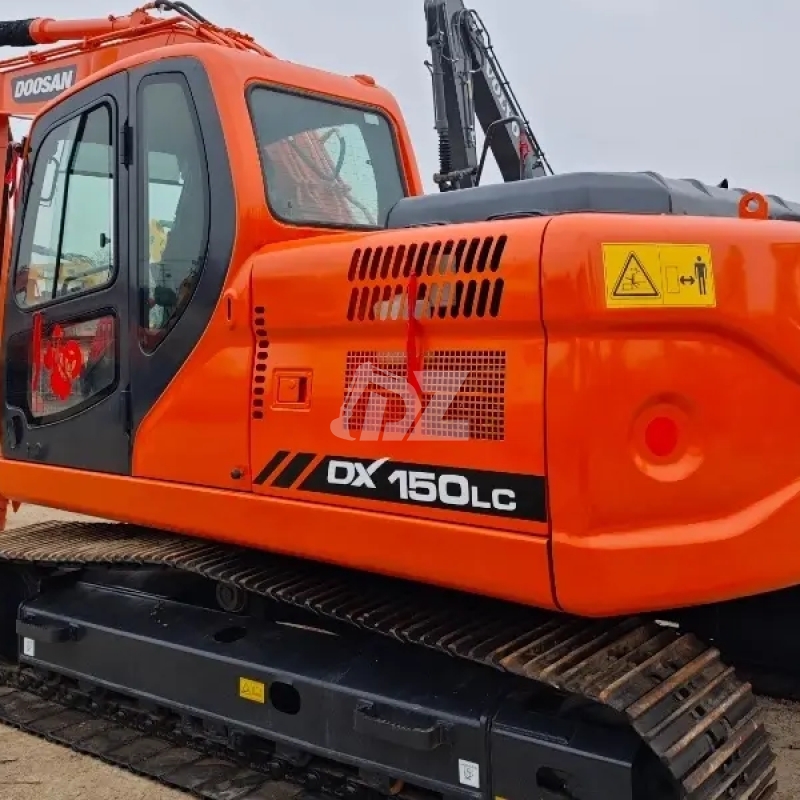 Doosan 15ton DX150 Almost New large crawler excavator made in Korea for sale with fair price