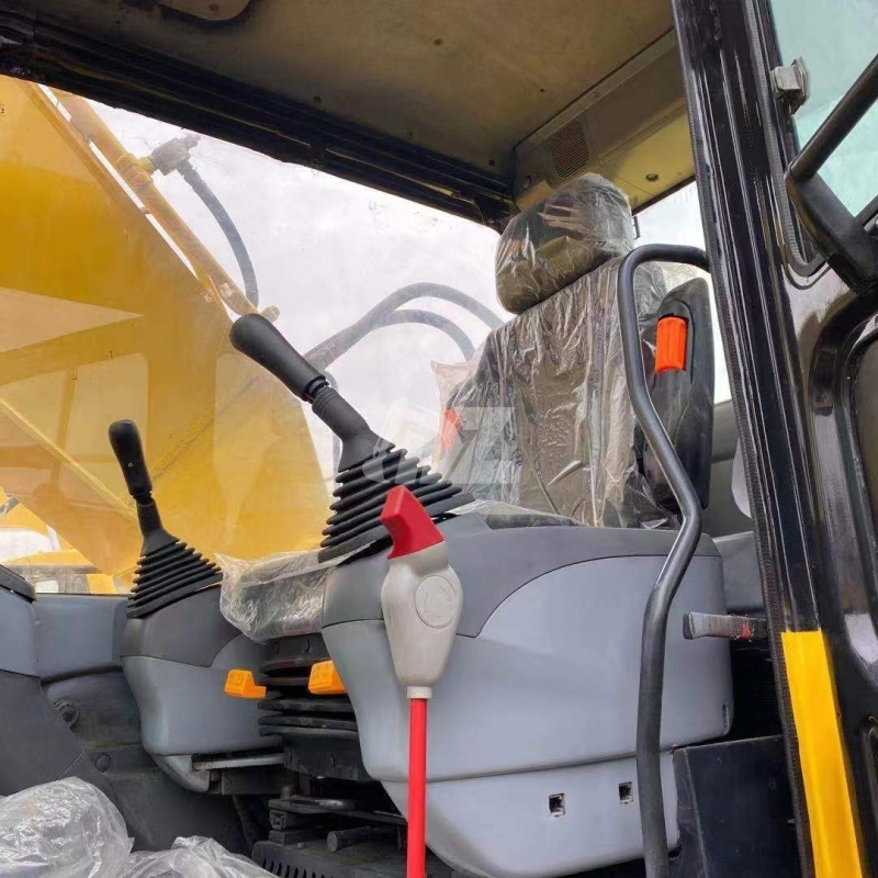 Hot Sell Of Great Quality Used Komatsu Pc200-7 Original Japan Cheap For Sale In Nice Condition Used Excavators