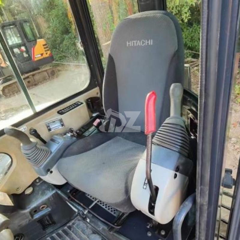 5 ton Used Hitachi Excavator ZX50U Old Mini Hydraulic Crawler Yanmar 4TNV88 Engine