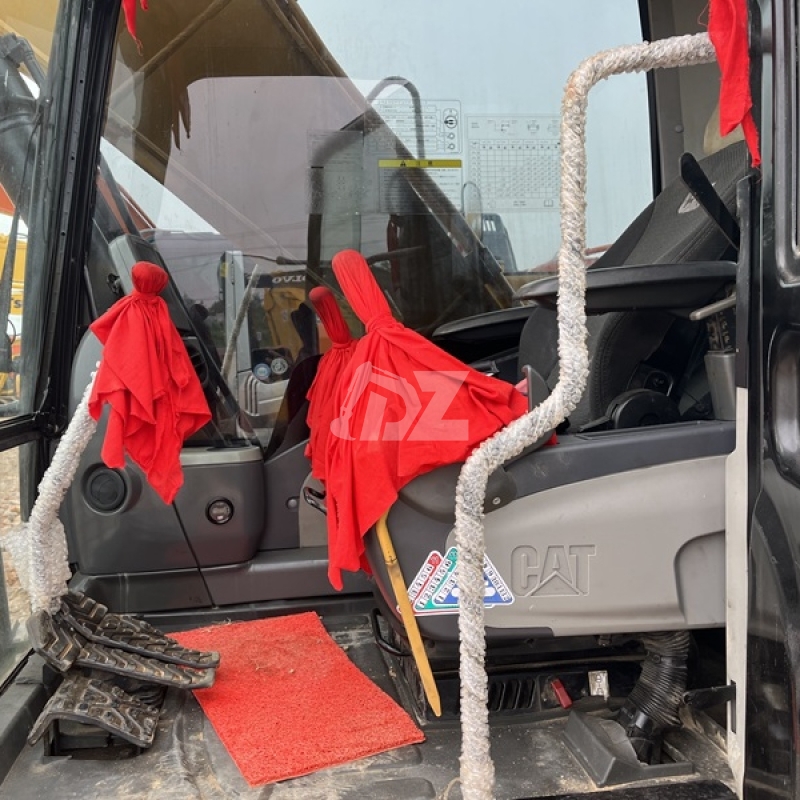 20 Ton Used CAT Excavator 320D Repossessed Earthmoving Equipment