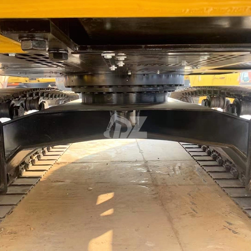 Used Sany SY135C Hydraulic Small Excavator Trackhoe Crawler Digger for cheap sale