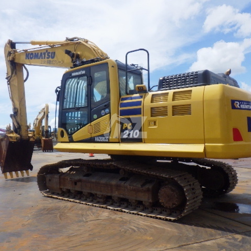 Japan Imported Original Digger Used PC210-11 Komatsu Excavator For Sale
